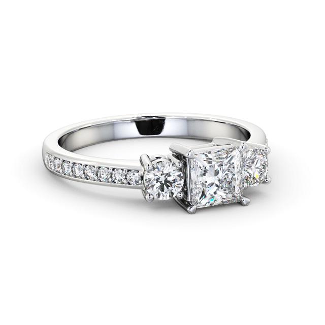 Three Stone Princess Diamond Ring 18K White Gold - Yaneli TH64_WG_HAND