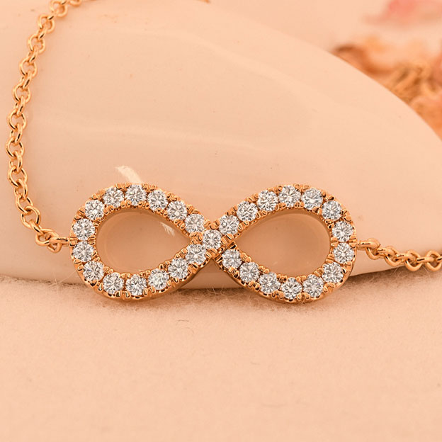 5 Ideas for Gifting Diamond Jewellery That Won’t Break the Bank